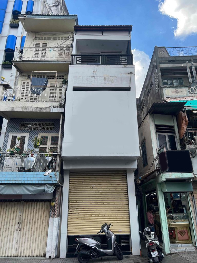 Cho thuê Nhà mặt tiền 8 Cô Giang,P.Cầu Ông Lãnh,Q.1